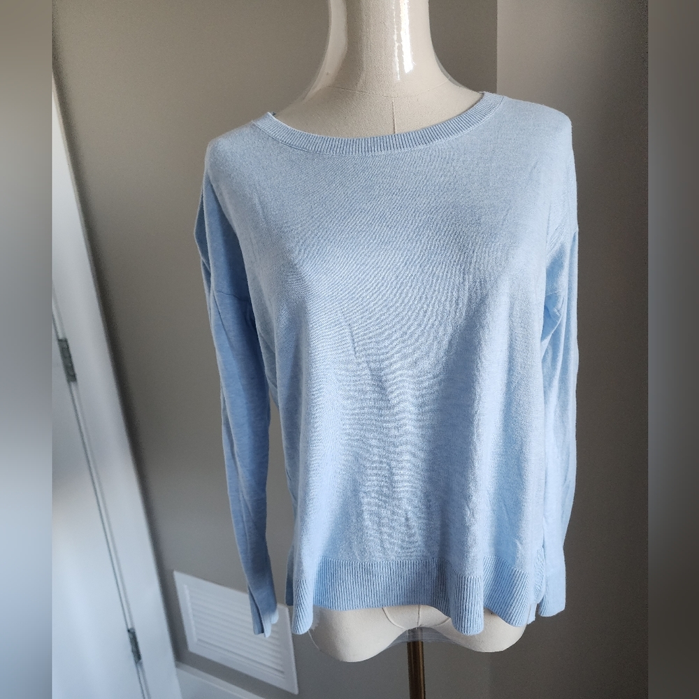 GAP sweater